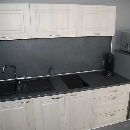 Comme A La Maison غوجان-ميستراس