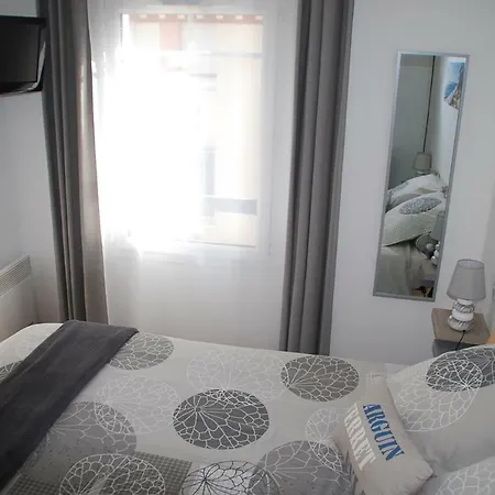 Comme A La Maison